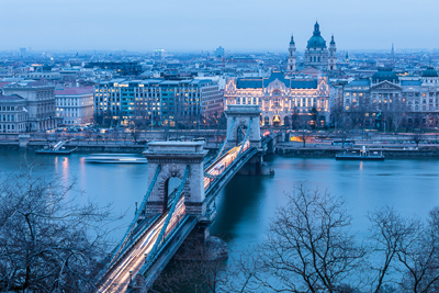 Vista tÃ­pica de Budapest con el Puente de las Cadenas - Sergio Arias Ramón