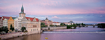 Atardecer rosa sobre el Moldava - Praga - Sergio Arias Ramón