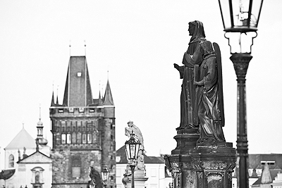 La estatua y el Puente de Carlos - Praga - Sergio Arias Ramón