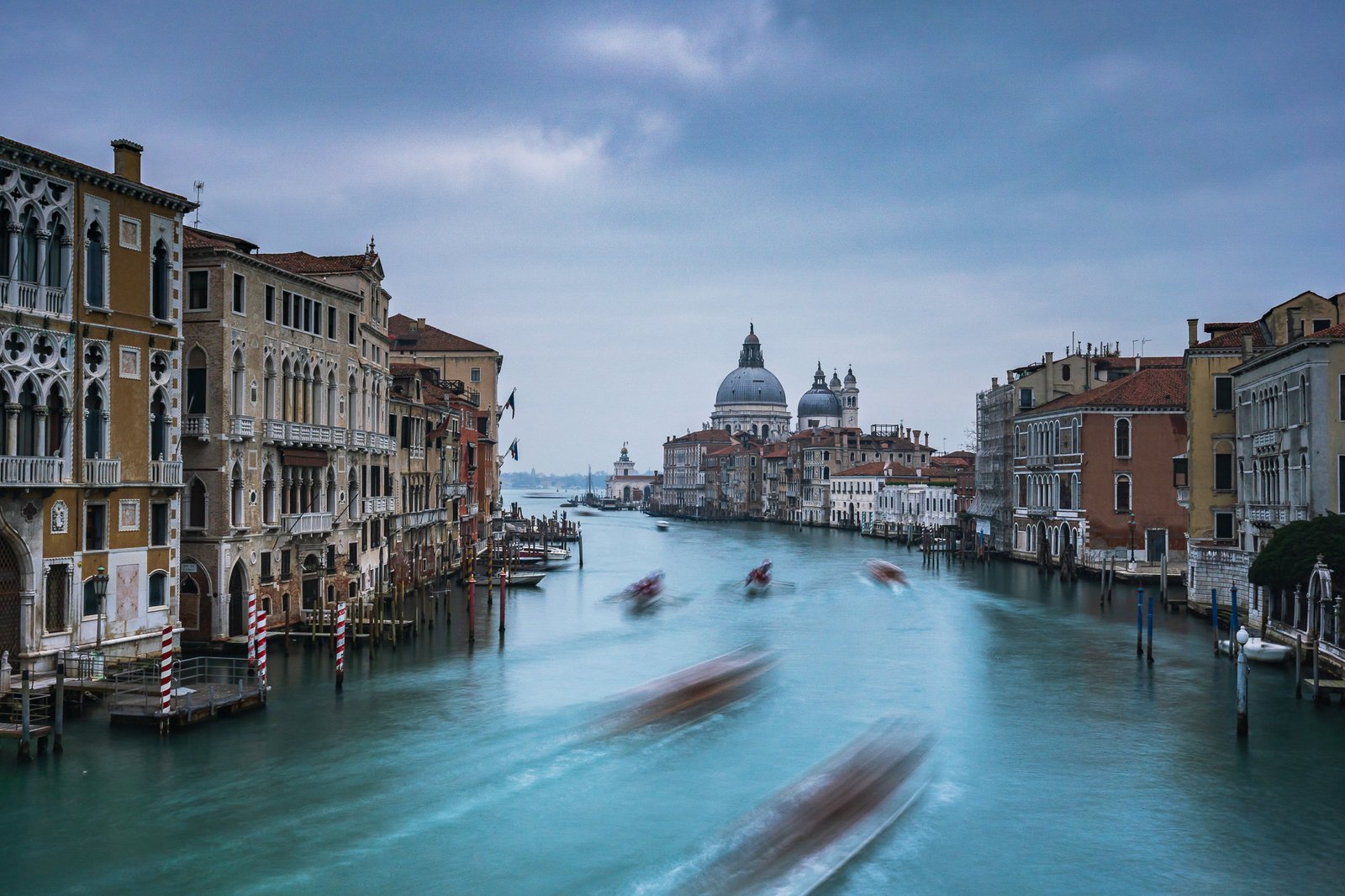 larga-exposicion-venecia